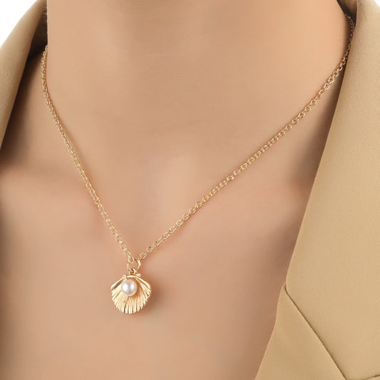 Shell Pearl Fan Pendant Necklace