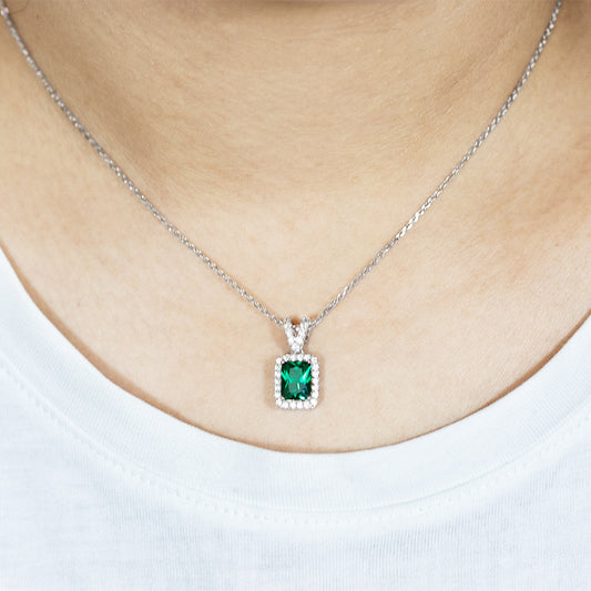 Emerald Clavicle Necklace for Women